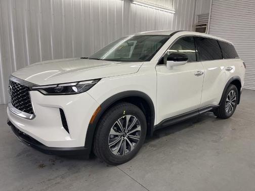 2025 INFINITI QX60 PURE