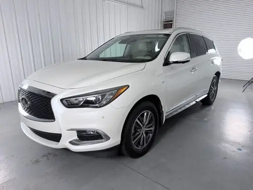 White 2019 INFINITI QX60 LUXE