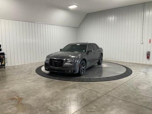 2021 Chrysler 300 S