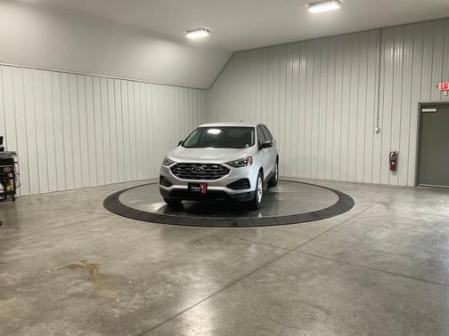 2019 Ford Edge SE