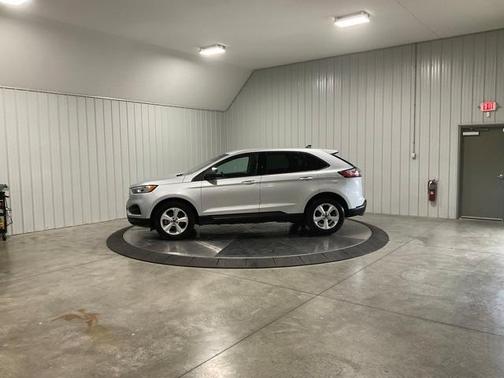 2019 Ford Edge SE