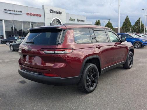 2025 Jeep Grand Cherokee L Altitude