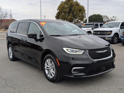 2026 Chrysler Pacifica L