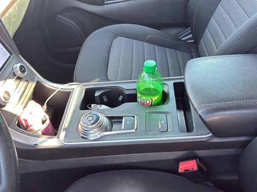 Carbonized Gray Metallic 2021 Ford Edge SE