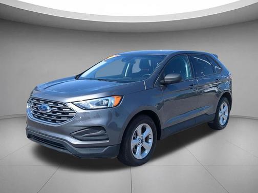 Carbonized Gray Metallic 2021 Ford Edge SE