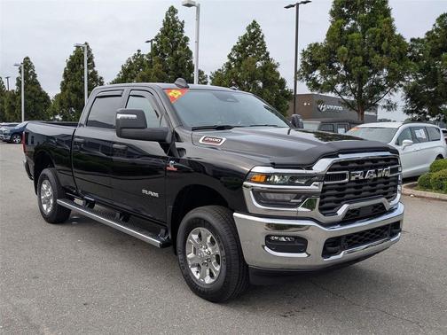 2025 RAM 2500 Big Horn Crew Cab 4x4 6'4' Box