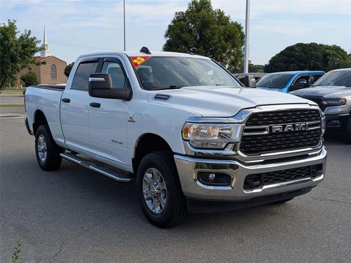 2023 RAM 2500 Big Horn Crew Cab 4x4 6'4' Box