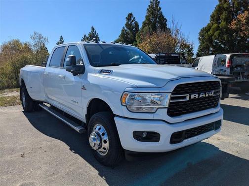 2024 RAM 3500 Big Horn Crew Cab 4x4 8' Box