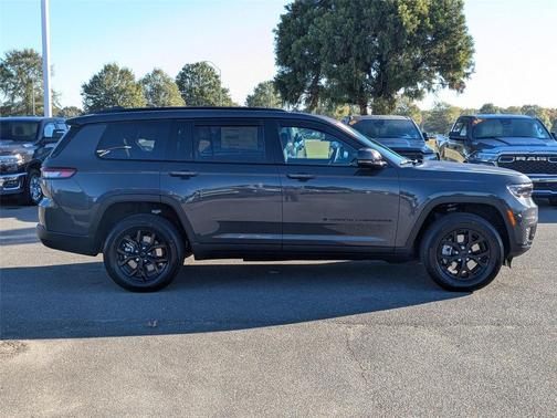 2025 Jeep Grand Cherokee L Altitude