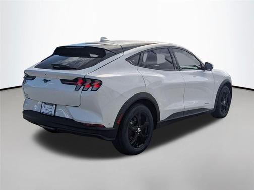 2022 Ford Mustang Mach-E Select