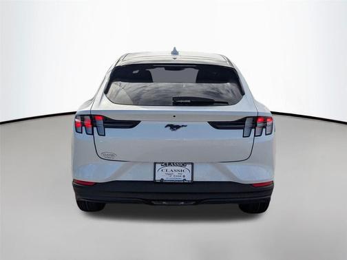 2022 Ford Mustang Mach-E Select