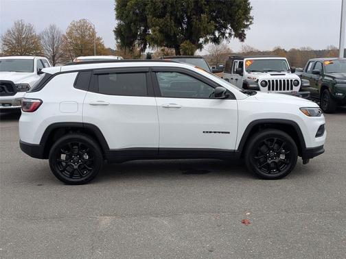 2026 Jeep Compass Latitude
