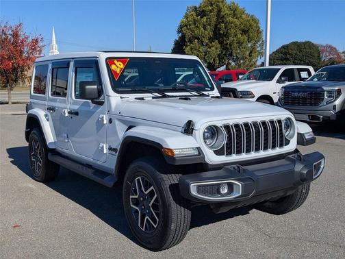 2026 Jeep Wrangler 4-Door Sahara 4x4