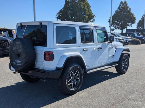 2026 Jeep Wrangler 4-Door Sahara 4x4