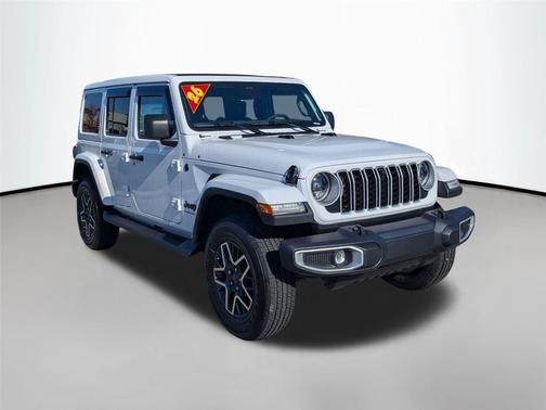 2026 Jeep Wrangler 4-Door Sahara 4x4