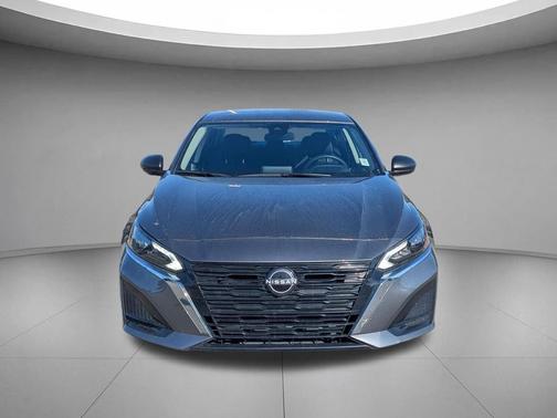 Gun Metallic 2025 Nissan Altima SV FWD