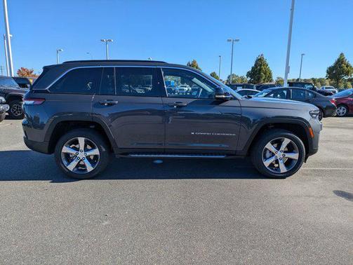 2025 Jeep Grand Cherokee Limited X