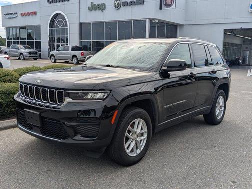 2023 Jeep Grand Cherokee Laredo