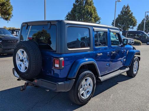 2020 Jeep Wrangler Unlimited Sahara