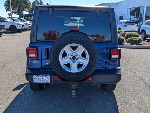 2020 Jeep Wrangler Unlimited Sahara