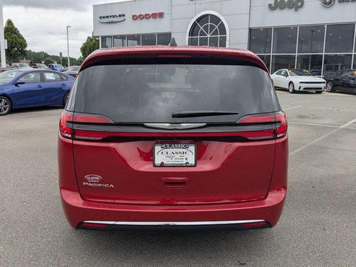 2025 Chrysler Pacifica L