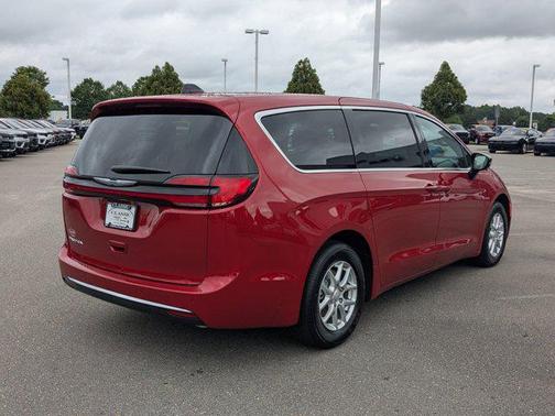 2025 Chrysler Pacifica L