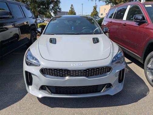 Ceramic Silver 2023 Kia Stinger GT2