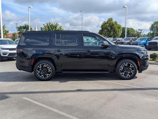 2025 Jeep Wagoneer Series II Overland 4x4