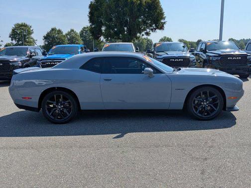 2022 Dodge Challenger R/T