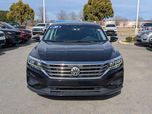 2020 Volkswagen Passat 2.0T SE