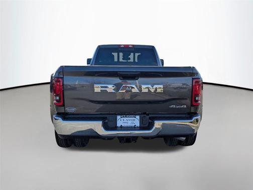 2026 RAM 3500 Tradesman Crew Cab 4x4 8' Box