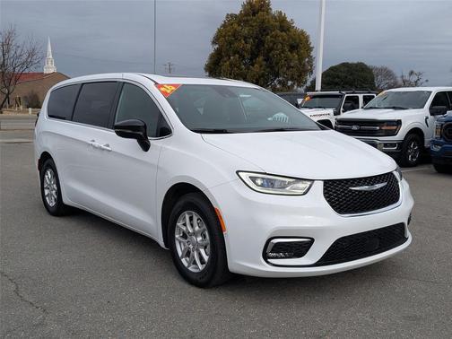 2026 Chrysler Pacifica L