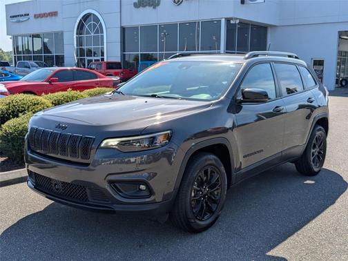 2023 Jeep Cherokee Altitude