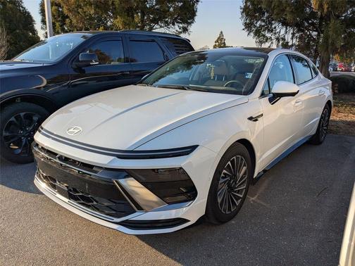 2025 Hyundai SONATA Hybrid Limited