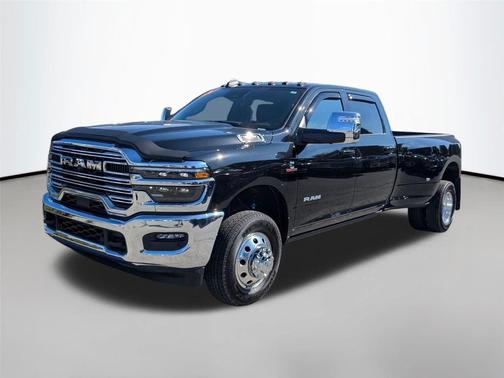 2026 RAM 3500 Laramie Crew Cab 4x4 8' Box