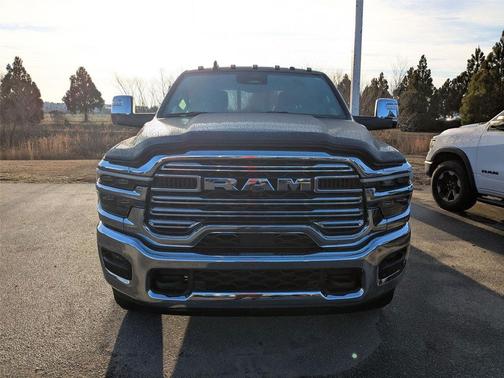 2026 RAM 3500 Laramie Crew Cab 4x4 8' Box