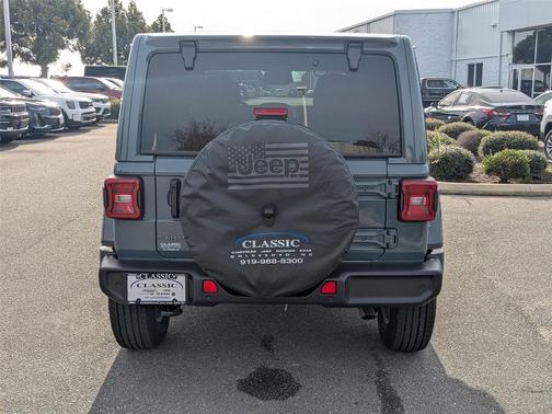 2026 Jeep Wrangler 4-Door Sahara 4x4