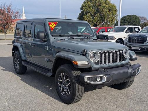 2026 Jeep Wrangler 4-Door Sahara 4x4