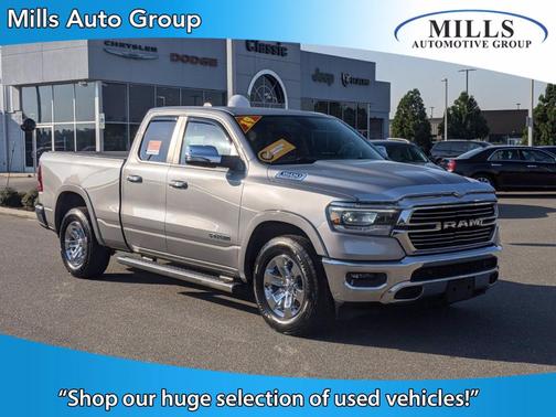 Photo 1 of 46 of 2019 RAM 1500 Laramie