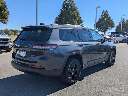 2023 Jeep Grand Cherokee L Altitude