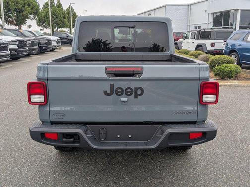 2025 Jeep Gladiator High Tide