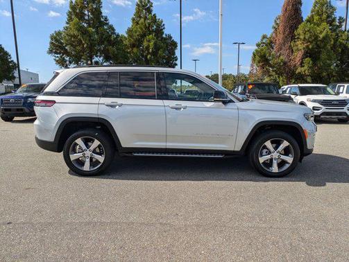 2025 Jeep Grand Cherokee Limited X