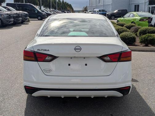 2024 Nissan Altima S FWD