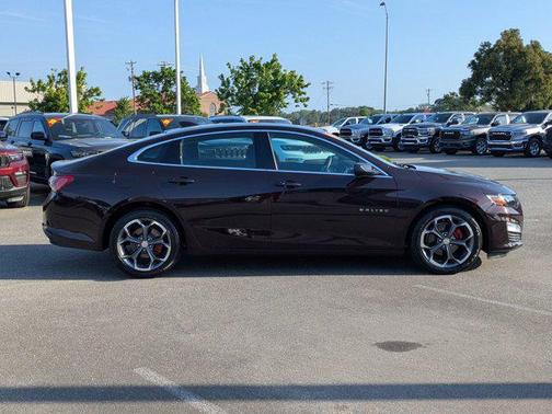 2021 Chevrolet Malibu FWD LT