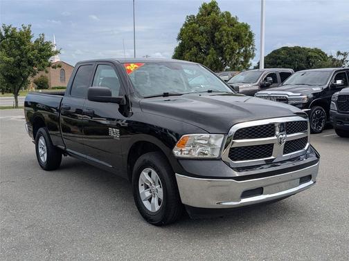 2024 RAM 1500 Classic SLT