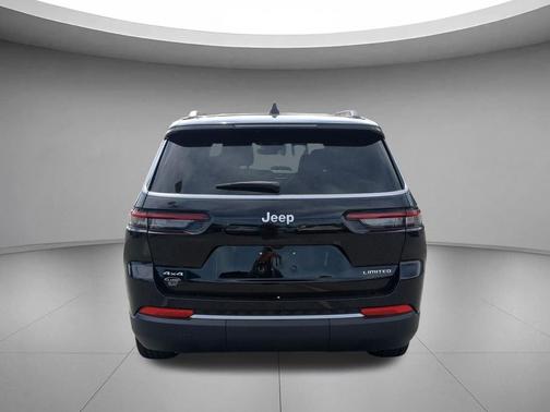 Diamond Black Crystal Pearlcoat 2026 Jeep Grand Cherokee L Limited