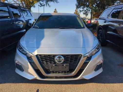 2021 Nissan Altima SR FWD