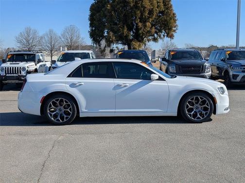 2015 Chrysler 300 S