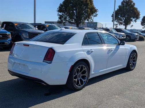 2015 Chrysler 300 S