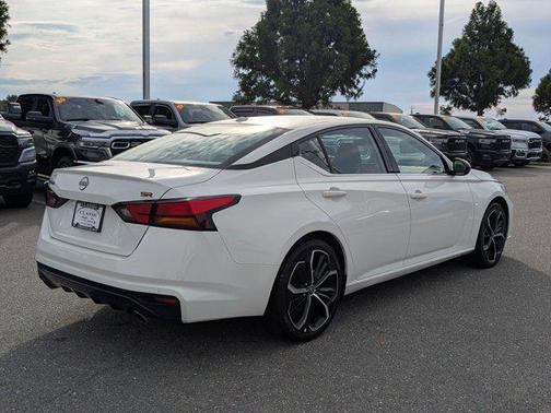 2024 Nissan Altima SR FWD